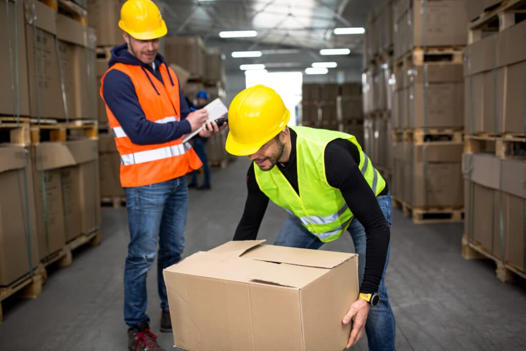 Warehouse,Workers,On,Duty